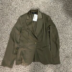 Never worn - NWT blouse/blazer